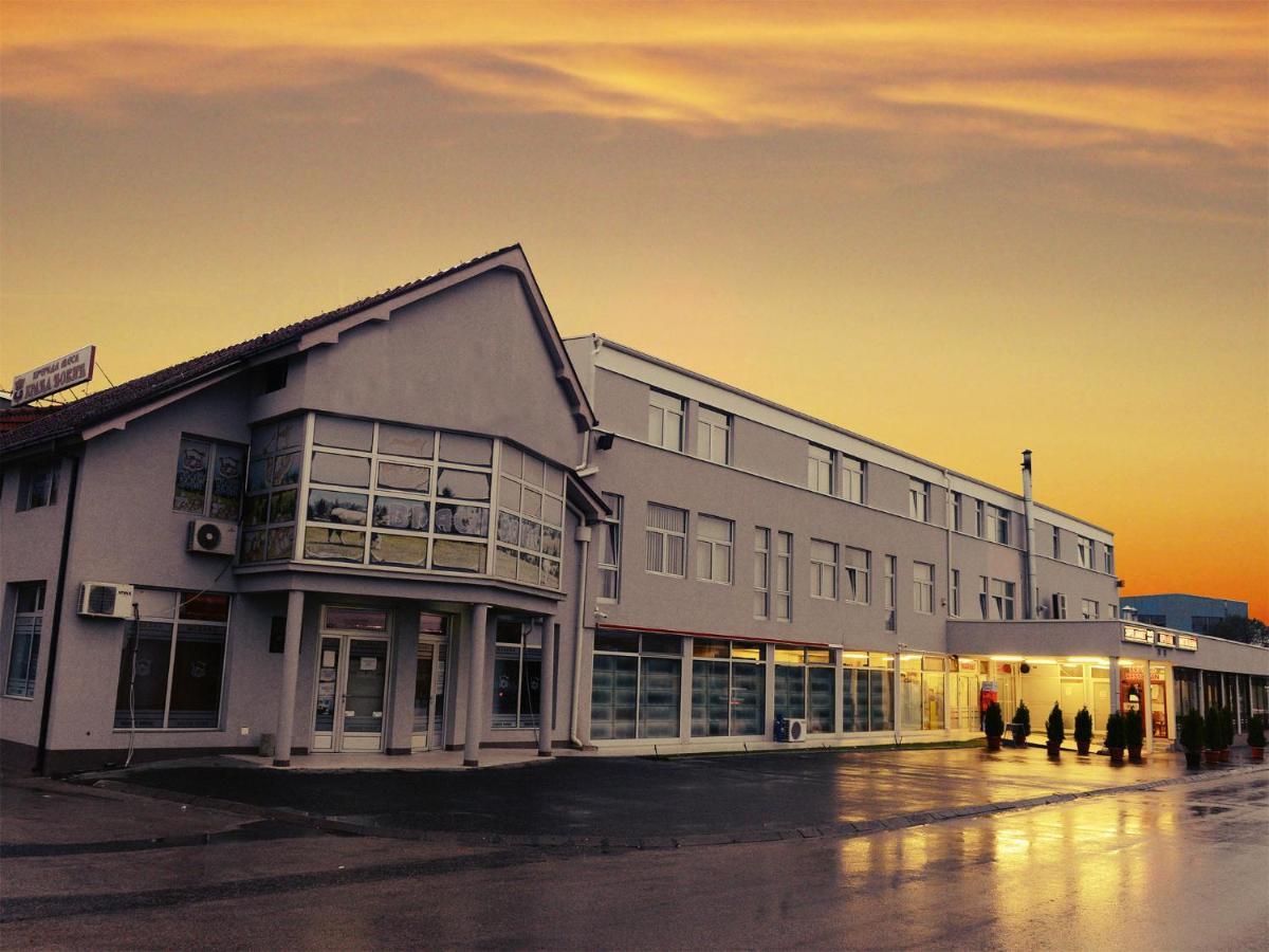 Guesthouse Dokic Leskovac  Eksteriør bilde
